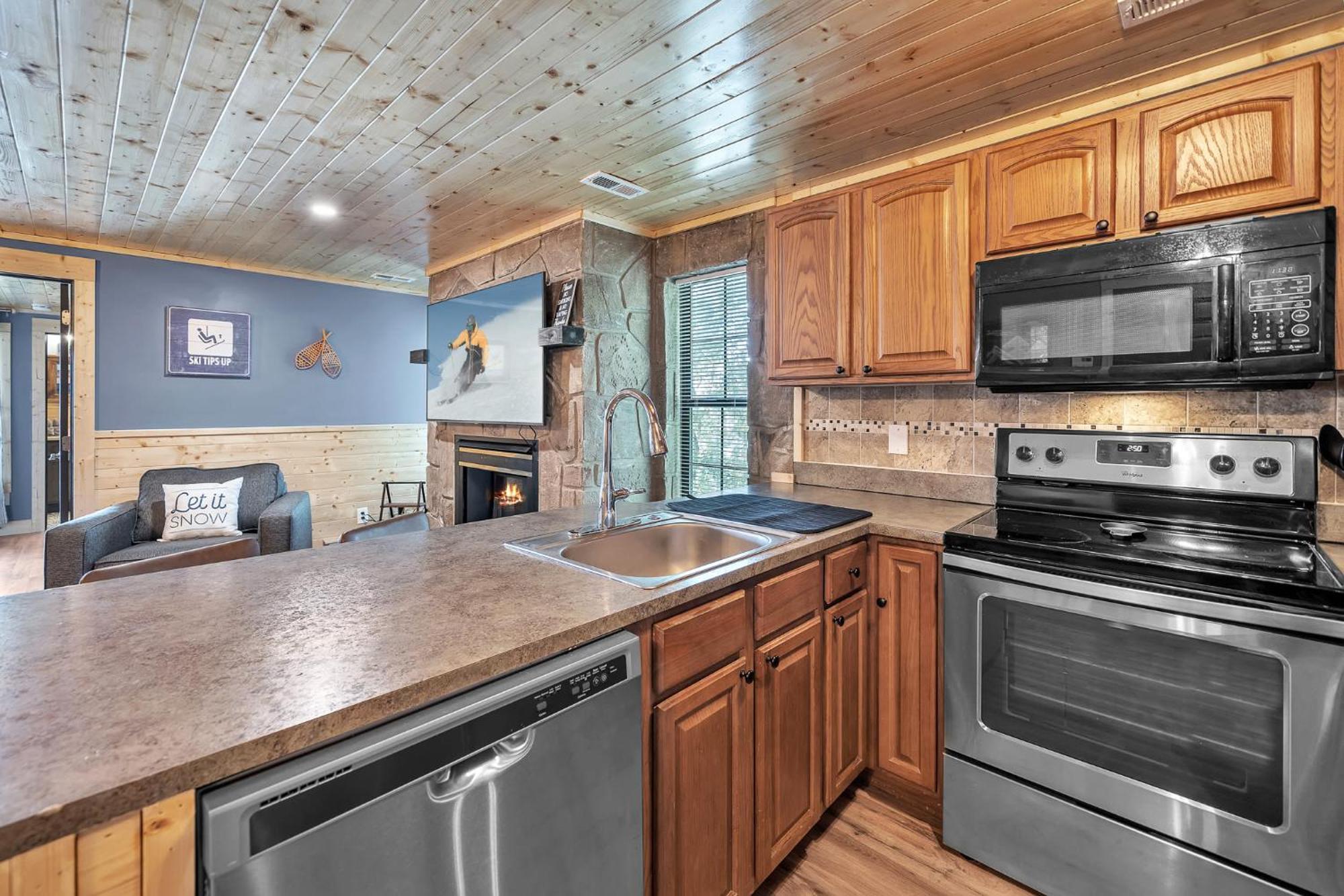 Mountain Views At Dolly'S Castle Unit 2 Apartment Sevierville Exterior photo